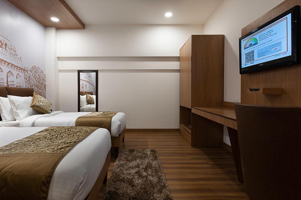 Delhieez - A Boutique Hotel New Delhi Exterior photo