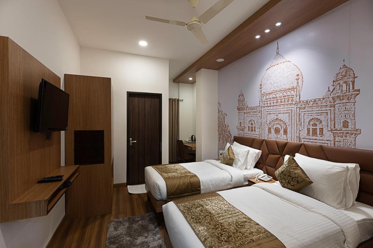 Delhieez - A Boutique Hotel New Delhi Exterior photo