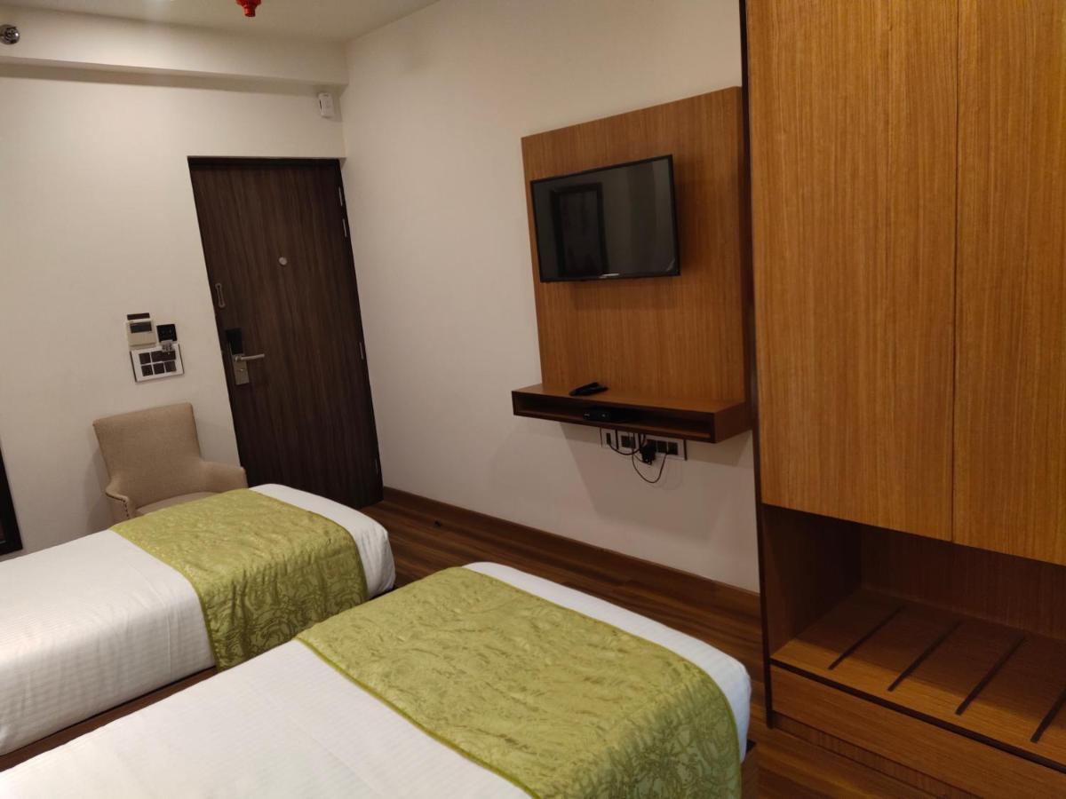 Delhieez - A Boutique Hotel New Delhi Exterior photo